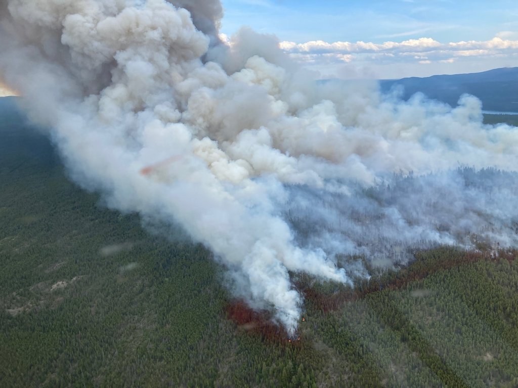 Cool weather, rain expected to aid B.C. fire fight but drought persists in northeast