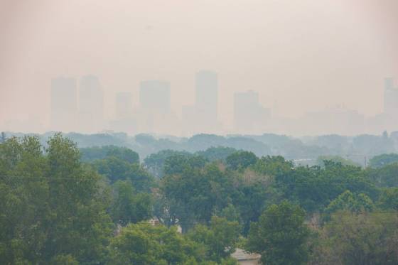 Winnipeg recorded its smokiest month ever, with 189 smoke hours in July. (Mike Deal / Free Press files)
