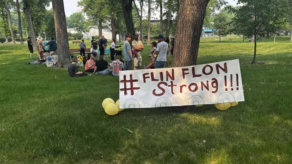 Supplied
At least 50 people from Flin Flon and other evacuated communities gathered at Kildonan Park on June 1 for a barbecue to connect, swap stories and share information on resources.
