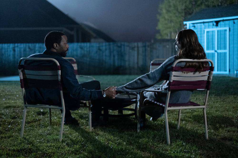 Dan Anderson / Neon
Marty Anderson (Chiwetel Ejiofor, left) and his wife Felicia (Karen Gillan) are facing the end of the world.