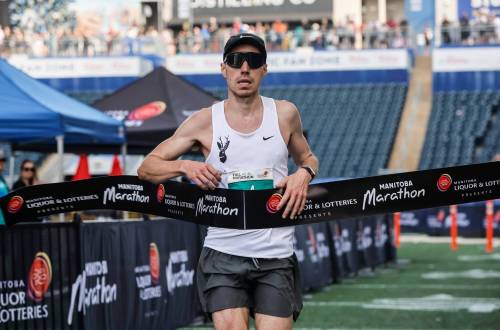 JOHN WOODS / FREE PRESS Caleb de Jong wins the Manitoba Marathon Sunday, June 15, 2025. Reporter: zoe
