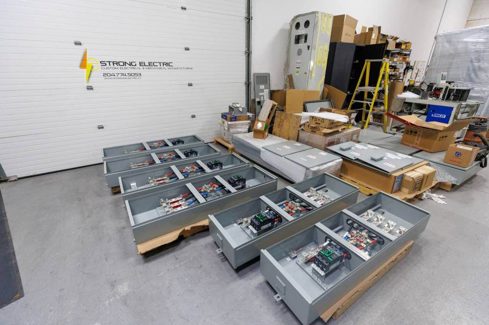 MIKE DEAL / FREE PRESS
The shop floor at Strong Electric, 906 King Edward Street, which manufactures products for the electrical industry.