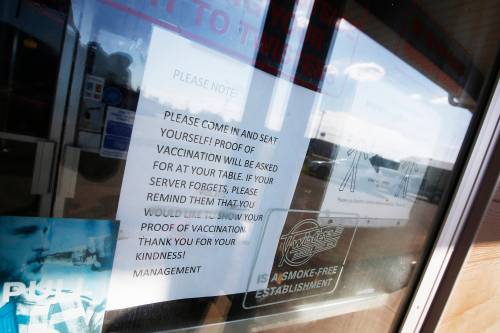 JOHN WOODS / FREE PRESS FILES
                                Mask signage at Twisters, a local business in Winkler, Wednesday, September 15, 2021. Many in southern Manitoba region do not agree with COVID-19 vaccines, masks and vaccine passports. Reporter: Abas