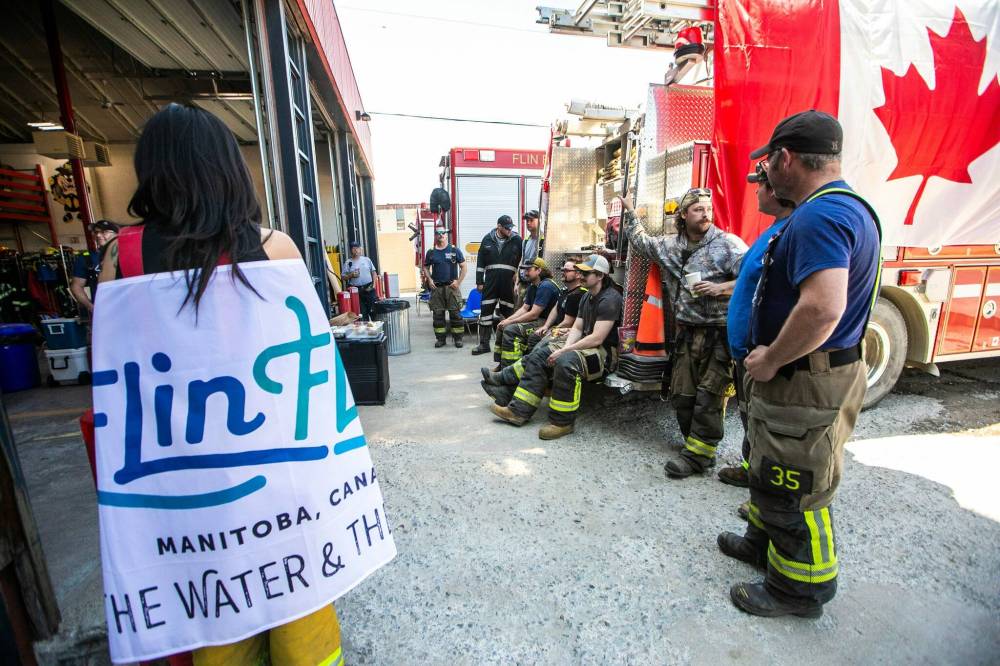 MIKAELA MACKENZIE / FREE PRESS
                                Firefighters hang out at the fire hall.