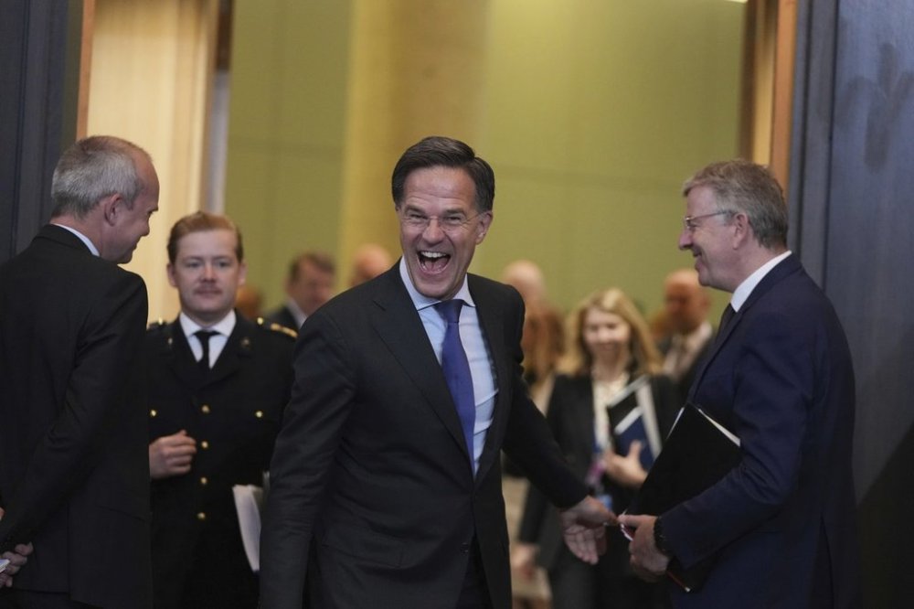 NATO Secretary General Mark Rutte arrives for a meeting of NATO defense ministers at NATO headquarters in Brussels, Thursday, June 5, 2025. (AP Photo/Virginia Mayo)