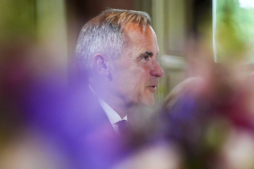 Prime Minister Mark Carney meets with outgoing Prime Minister of the Netherlands Dick Schoof on the sidelines of the NATO Summit at the Catshuis in The Hague, Netherlands on Tuesday, June 24, 2025. THE CANADIAN PRESS/Sean Kilpatrick
