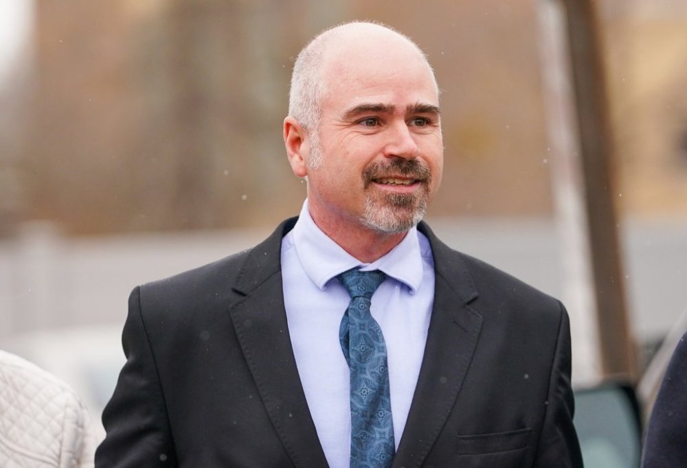 Ruben Manz, a chiropractor accused of sexually assaulting seven women over the span of 10 years, walks near Court of King's Bench in Regina on Tuesday, Nov. 5, 2024. THE CANADIAN PRESS/Heywood Yu