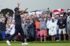 J.J. Spaun celebrates after sinking a birdie putt to win the U.S. Open golf tournament at Oakmont Country Club Sunday, June 15, 2025, in Oakmont, Pa. (AP Photo/Carolyn Kaster)