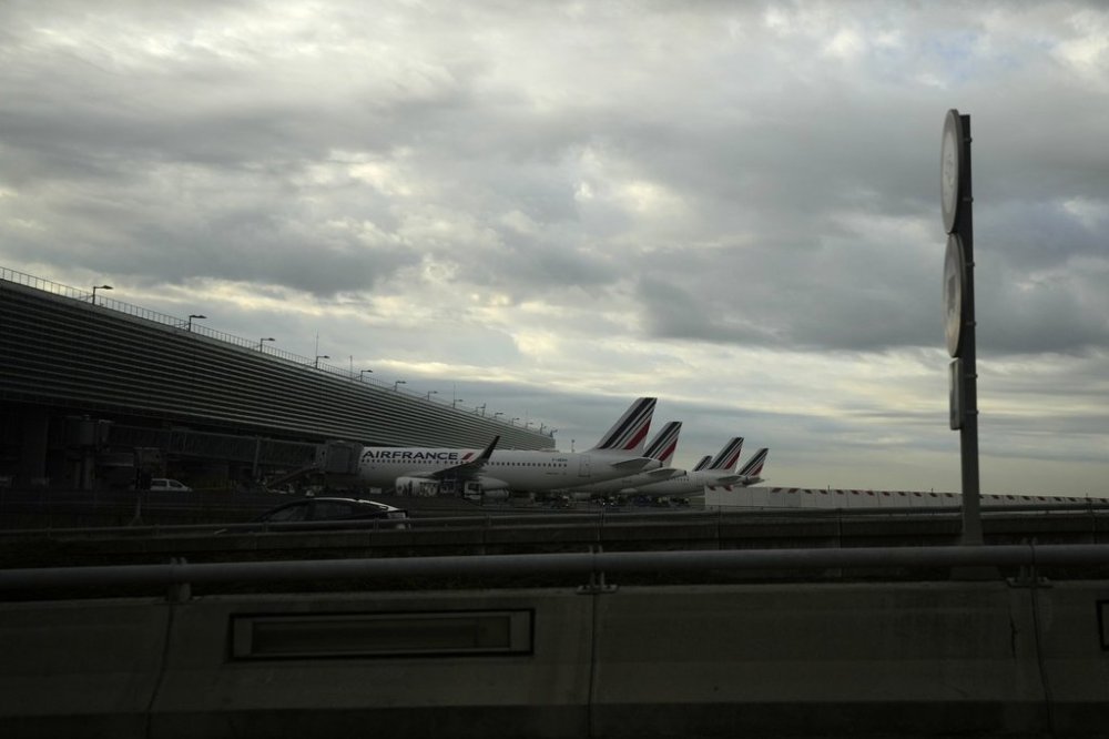 FILE -Air France planes sit on the tarmac at Roissy Charles de Gaulle airport, north of Paris, Sept. 16, 2022. . (AP Photo/Francois Mori, File)