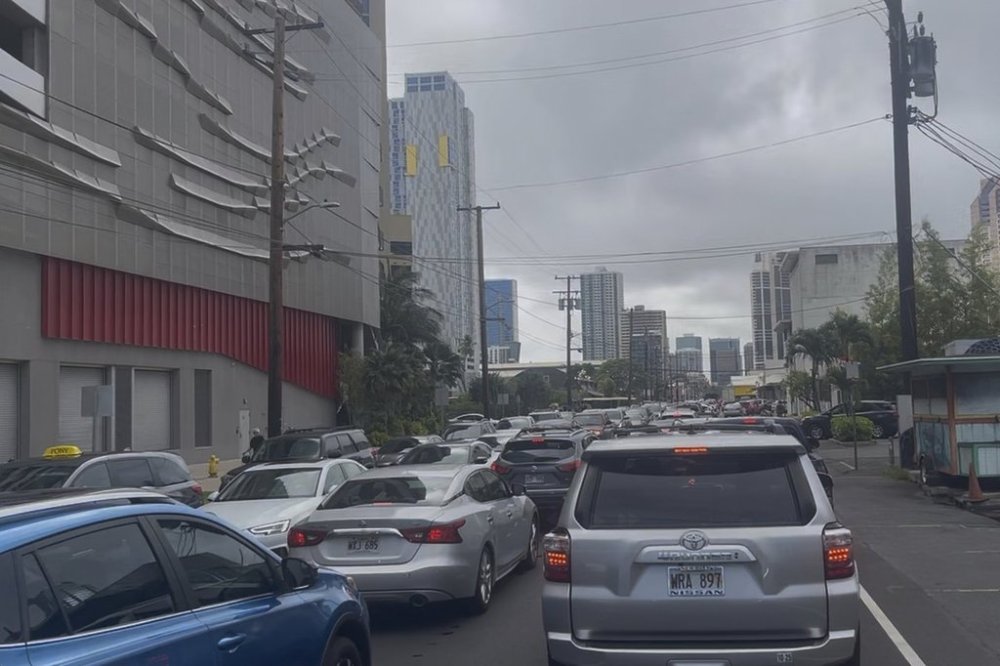A traffic jam forms in Honolulu Tuesday, July 29, 2025 as people heed a tsunami evacuation warning that coincided with rush hour following a powerful earthquakes in Russia's Far East early Wednesday. (AP Photo)