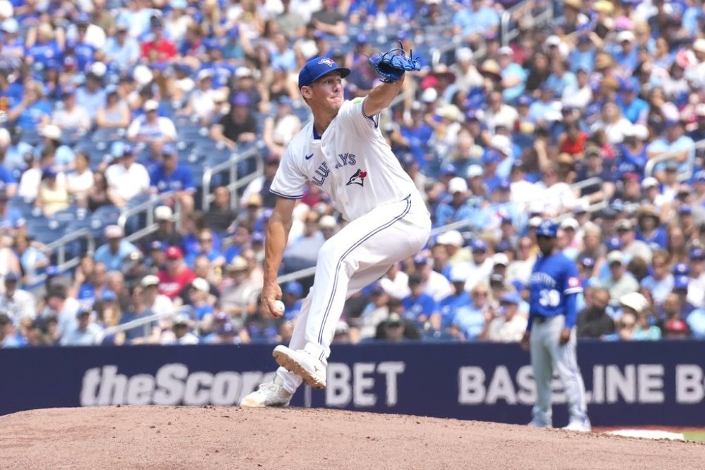 Toronto Blue Jays pitcher Chris Bassitt (40) works against Kansas City Royals during second inning MLB baseball action in Toronto on Sunday August 3, 2025. THE CANADIAN PRESS/Chris Young