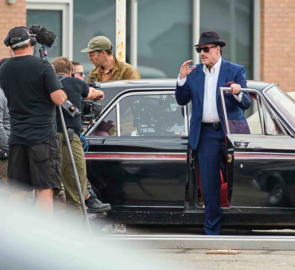 DAVID LIPNOWSKI / CHRISD.CA
Actor John Travolta on set in the parking lot of Red Top Restaurant on St.Mary’s Road.