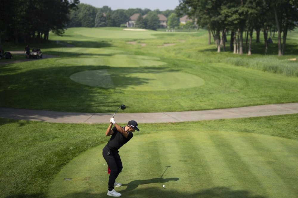 Thorbjorn Olesen, of Denmark, tees off on the sixth hole during the second round of the 3M Open golf tournament at TPC Twin Cities in Blaine, Minn., Friday, July 25, 2025. (Alex Kormann/Star Tribune via AP)