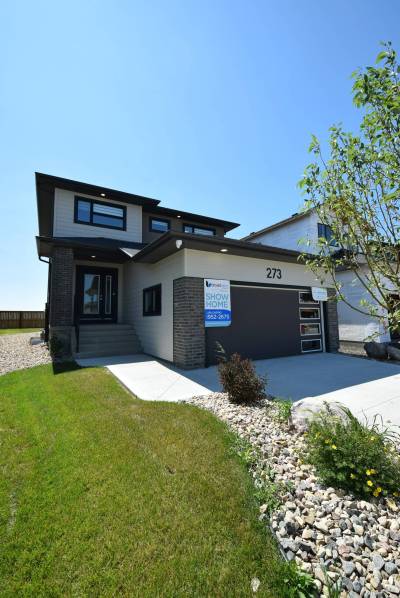 TODD LEWYS / FREE PRESS
                                The Easton is a 2,135 sq. ft. two-storey design that offers big families four bedrooms and three baths.
