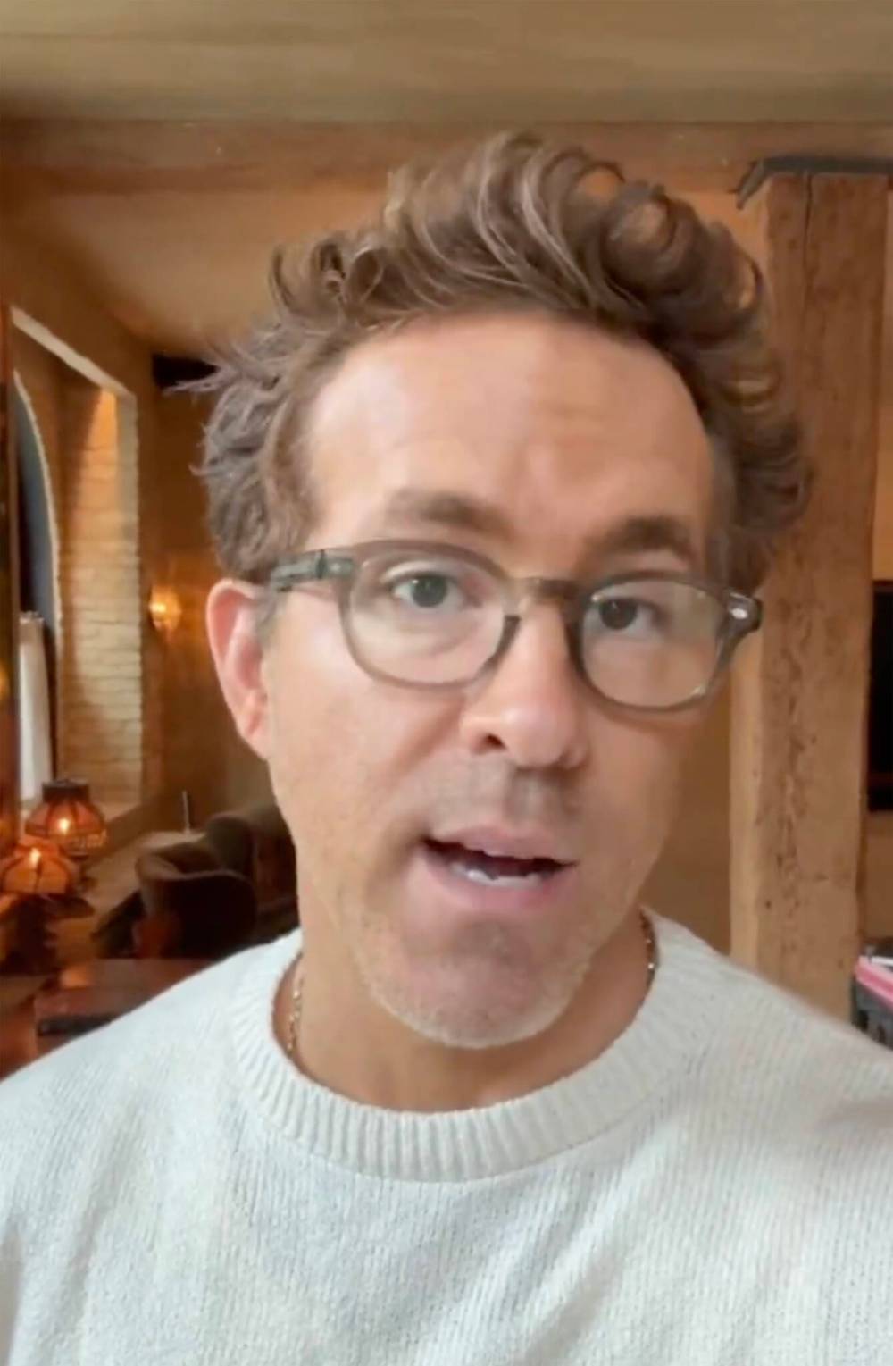 X
Ryan Reynolds called Scott Oake ‘an incredible example of Canadian grit and determination,’ in the video posted to social media.