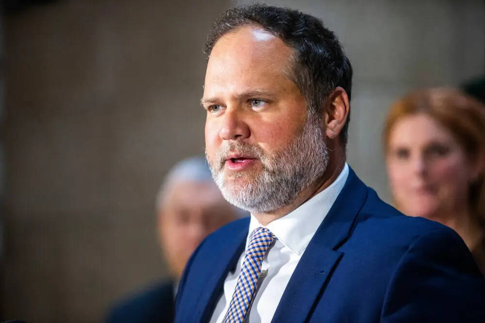 MIKAELA MACKENZIE / FREE PRESS FILES
                                Manitoba Justice Minister Matt Wiebe stopped short of a commitment to mandate Indigenous-led cultural awareness training.