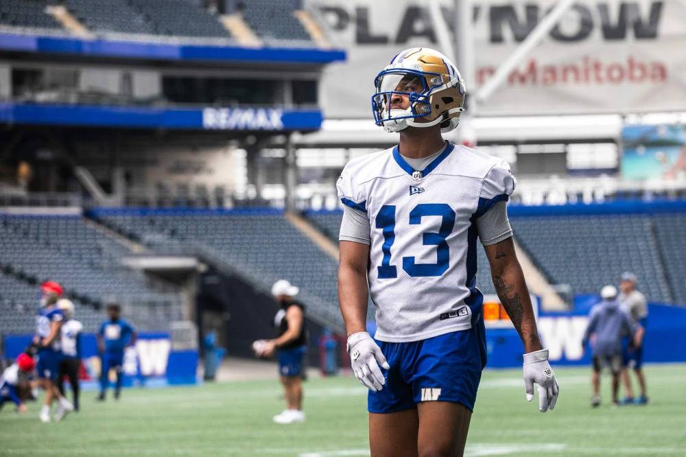 MIKAELA MACKENZIE / FREE PRESS
Dillon Mitchell at Bombers practice at Princess Auto Stadium on Monday.