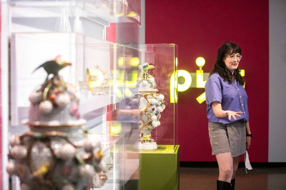 MIKAELA MACKENZIE / FREE PRESS
Curator Grace Braniff speaks about the new exhibit, Crying Over Spilt Tea, at the Winnipeg Art Gallery.