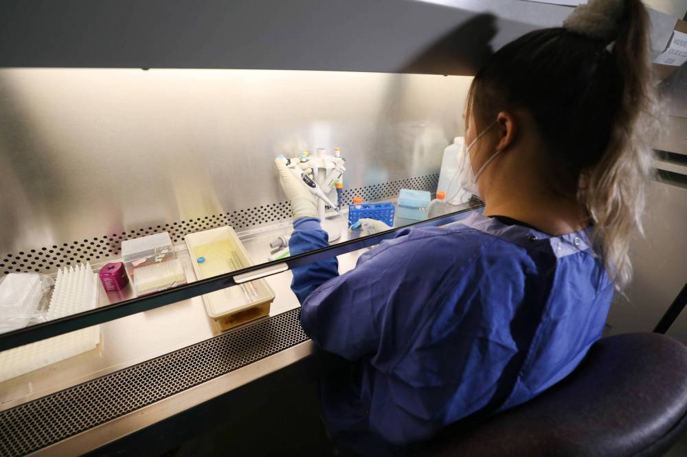 RUTH BONNEVILLE / FREE PRESS FILES
Researchers will work with community groups, including the Aboriginal Health and Wellness Centre, Siloam Mission and the Manitoba HIV Program to connect with the people they serve.