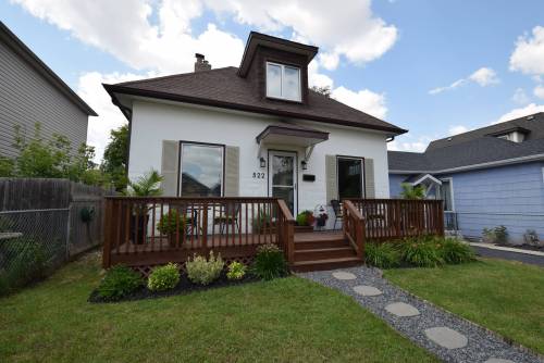 Todd Lewys photos / Free Press
                                The 1,160 sq. ft., one-and-a-half storey home at 522 Craig St., Wolseley is a gem from start to finish.