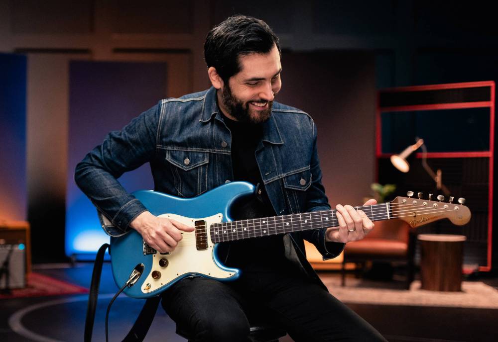 SUPPLIED
Ariel Posen plays the custom Fender Limited Edition Stratocaster designed for him.