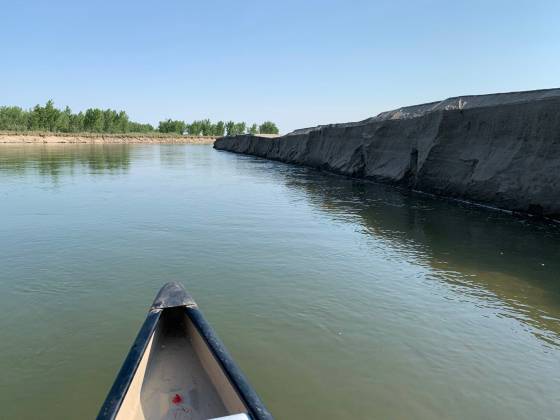 A view from the canoe on the South Saskatchewan River. (Russell Wangersky / Free Press)