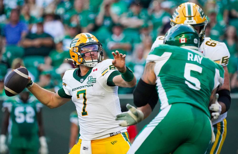 Heywood Yu / THE CANADIAN PRESS
Edmonton Elks head coach Mark Kilam confirmed shortly after the club’s defeat to the Saskatchewan Roughriders on Friday night that quarterback Cody Fajardo (left) will be the team’s No. 1 moving forward.