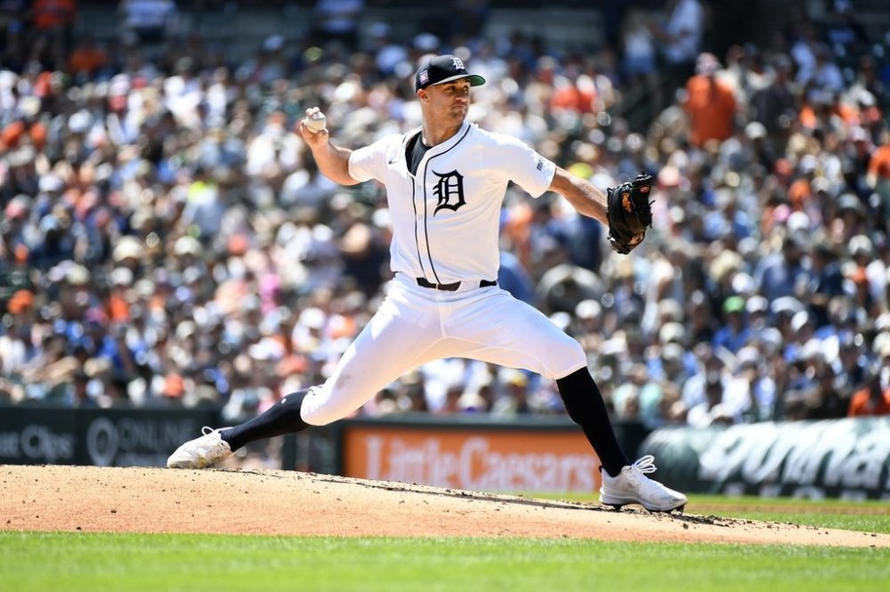 Detroit Tigers starting pitcher Jack Flaherty throws in the second inning of a baseball game against the Toronto Blue Jays, Sunday, July 27, 2025, in Detroit. (AP Photo/Jose Juarez)