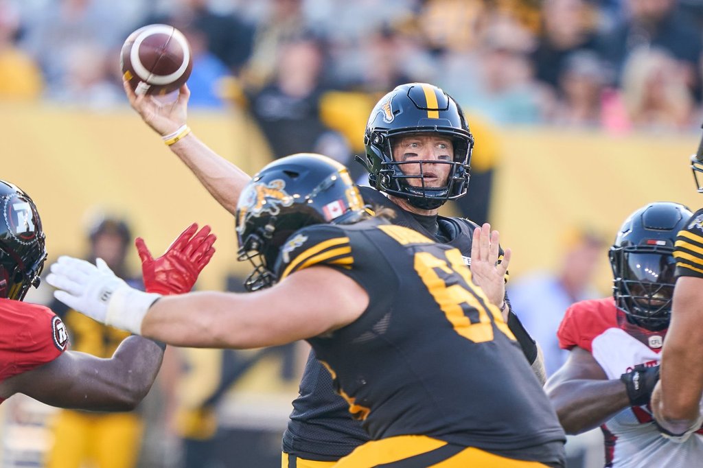 ミッチェルのLawler To Lawlerへのパスは、Ticatsを23-20のRedblacksに勝ちました –  Winnipeg Free Press