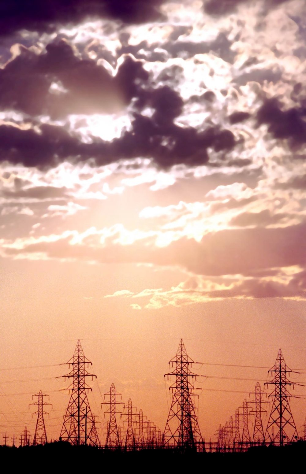 MARC GALLANT / FREE PRESS FILES
                                Manitoba is known throughout the energy world for technology that has allowed electricity to be transmitted via high-voltage direct current lines over extremely long distances.