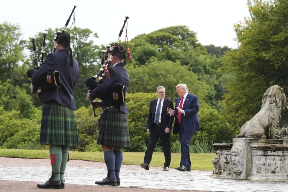 Trump talks Gaza, Ukraine and his golf course, in meeting with UK’s ...