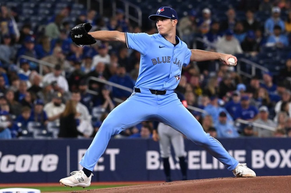 Toronto Blue Jays starting pitcher Easton Lucas (62) throws to a Seattle Mariners batter in first-inning American League baseball action in Toronto on Sunday, April 20, 2025. THE CANADIAN PRESS/Jon Blacker