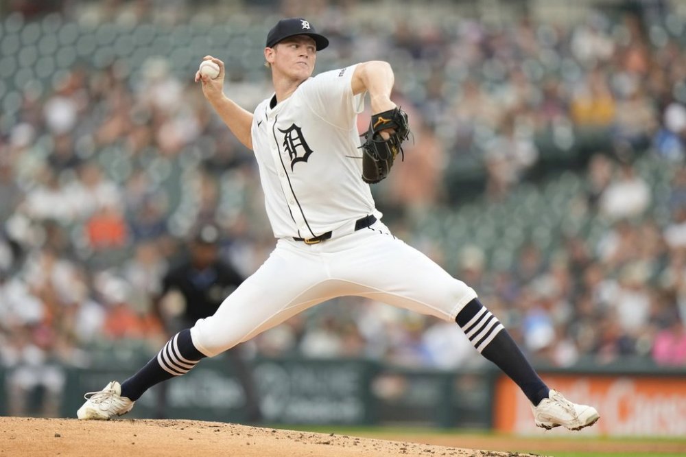 Detroit Tigers starting pitcher Troy Melton throws during the second inning of a baseball game against the Arizona Diamondbacks Monday, July 28, 2025, in Detroit . (AP Photo/Ryan Sun)