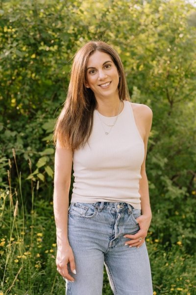 Aleyda Batarse poses in this undated handout photo. THE CANADIAN PRESS/Handout, Barb Simkova (Mandatory Credit)