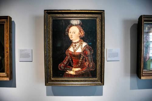 MIKAELA MACKENZIE / FREE PRESS
                                Portrait of a Lady (dated about 1540) by German artist Lucas Cranach the Elder.