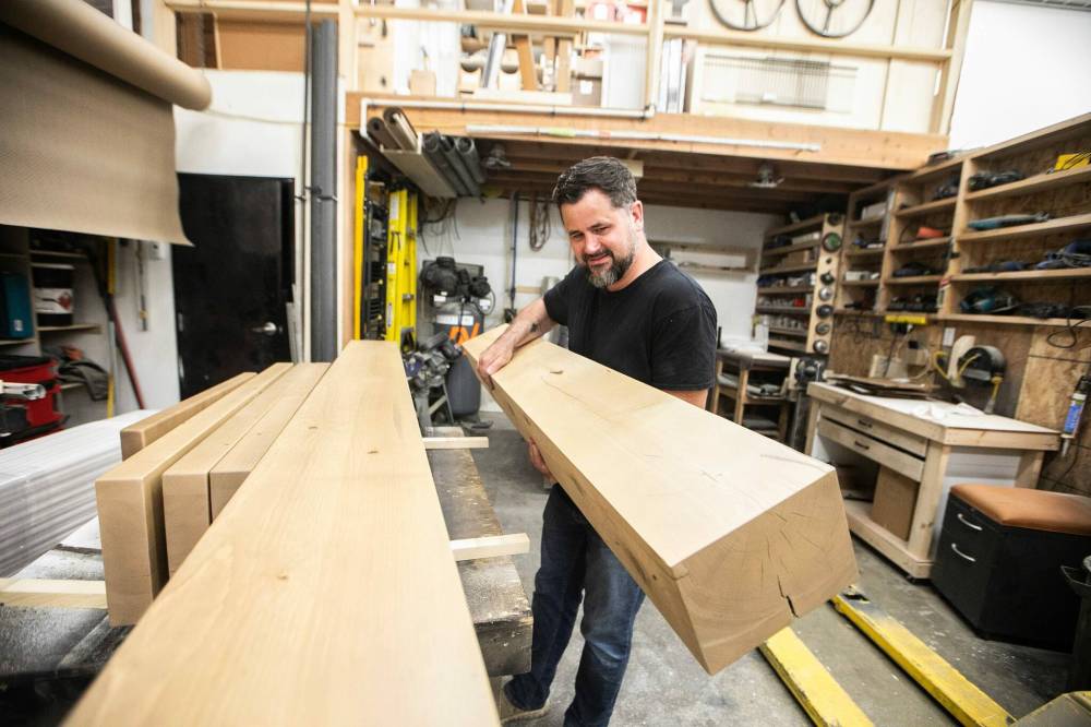 MIKAELA MACKENZIE / FREE PRESS
Blayne Wyton shows off some of their freshly made mantels.