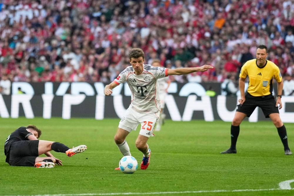 MATTHIAS SCHRADER / THE ASSOCIATED PRESS FILES
Long-time Bayern Munich forward Thomas Müller (centre) has left the club and signed with the Vancouver Whitecaps.