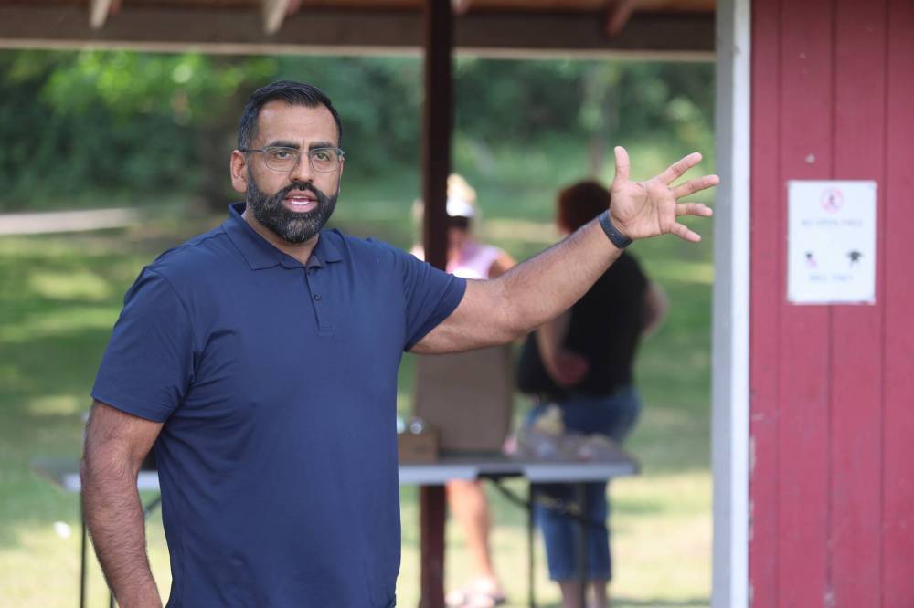 ALEX LAMBERT / BRANDON SUN
Progressive Conservative Leader Obby Khan speaks at a campaign event in Souris Friday.