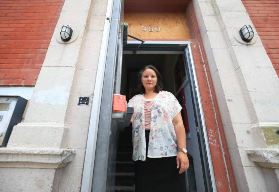 Leslie Bellingham, director of strategic partnerships and initiatives for Raising the Roof (Ruth Bonneville / Free Press)