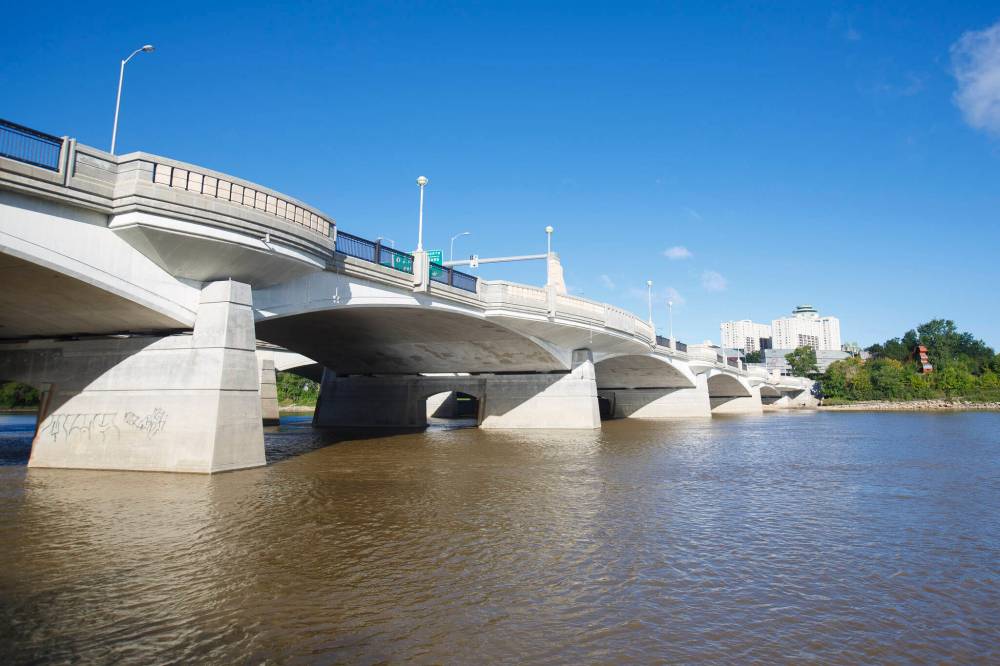 MIKE DEAL / FREE PRESS FILES
Winnipeg's Norwood Bridge.