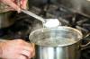 MIKAELA MACKENZIE / FREE PRESS
                                A slotted spoon will help get the egg out of the water.