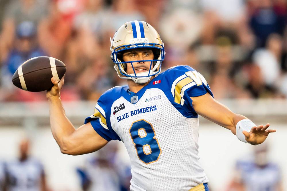 Christopher Katsarov / THE CANADIAN PRESS
                                Winnipeg Blue Bombers quarterback Zach Collaros completed 27 of 31 passes for 263 yards, one touchdown and no turnovers.