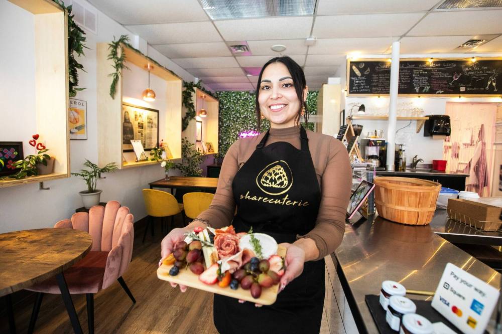 MIKAELA MACKENZIE / FREE PRESS
Sharecuterie owner Cassandra Carreiro