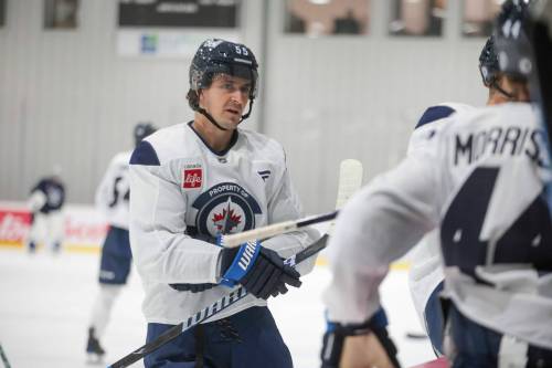 Ruth Bonneville / FREE PRESS FILES
                                Mark Scheifele said his support systems on the day his father passed were amazing. The Winnipeg Jets’ centre praised his mom for encouraging him to suit up for Game 6 against the Dallas Stars.