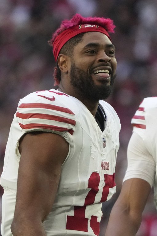 FILE - San Francisco 49ers wide receiver Jauan Jennings (15) against the Arizona Cardinals during the first half of an NFL football game, Sunday, Jan. 5, 2025, in Glendale, Ariz. (AP Photo/Rick Scuteri,File)