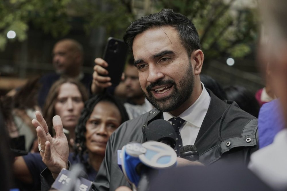 New York mayoral candidate Zohran Mamdani speaks at a rally with Hotel & Gaming Trades Council workers, in New York, Wednesday, Aug. 20, 2025. (AP Photo/Richard Drew)