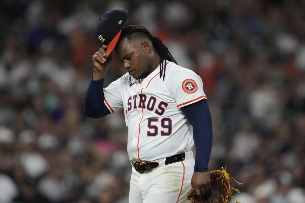 Houston Astros starting pitcher Framber Valdez leaves the mound after the top of the fifth inning of a baseball game against the New York Yankees in Houston, Tuesday, Sept. 2, 2025. (AP Photo/Ashley Landis)