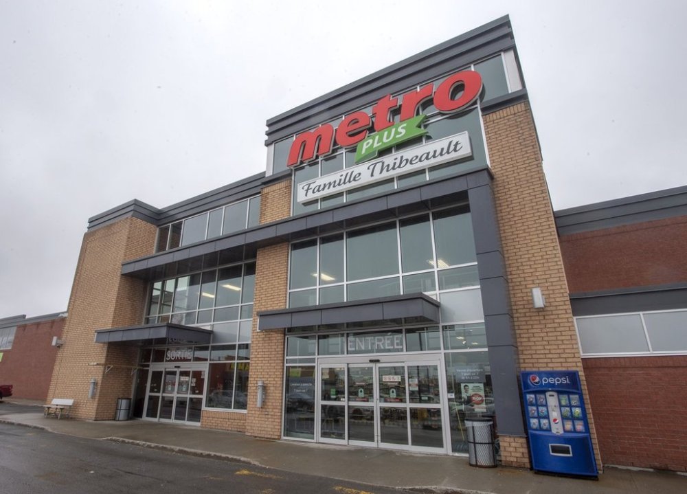 A Metro store is seen in Ste-Therese, Que., Monday, April 15, 2019. THE CANADIAN PRESS/Ryan Remiorz