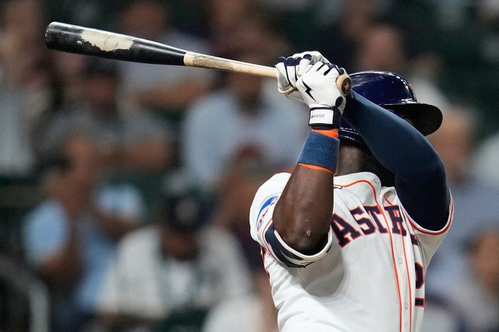 Houston Astros' Taylor Trammell hits a double off of New York Yankees relief pitcher David Bednar during the ninth inning of a baseball game Thursday, Sept. 4, 2025, in Houston. (AP Photo/Karen Warren)