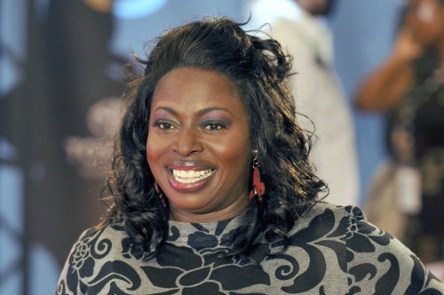 FILE - Angie Stone poses as she walks down the red carpet during the 2009 Soul Train Awards taping at the Georgia World Congress Center, Tuesday, Nov. 3, 2009, in Atlanta. (AP Photo/Gregory Smith, File)